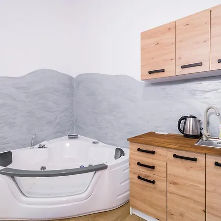 Jacuzzi Jm Wawelofts Lägenhet *
