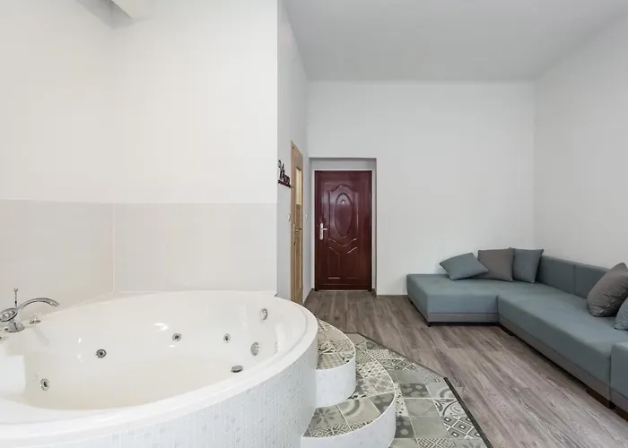 Jacuzzi Jm Wawelofts Apartment Krakow