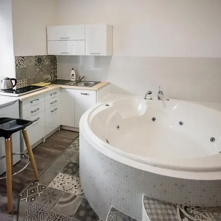 Jacuzzi Jm Wawelofts * 크라쿠프