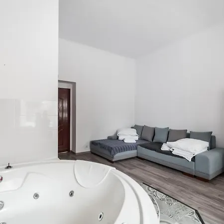 아파트 Jacuzzi Jm Wawelofts *