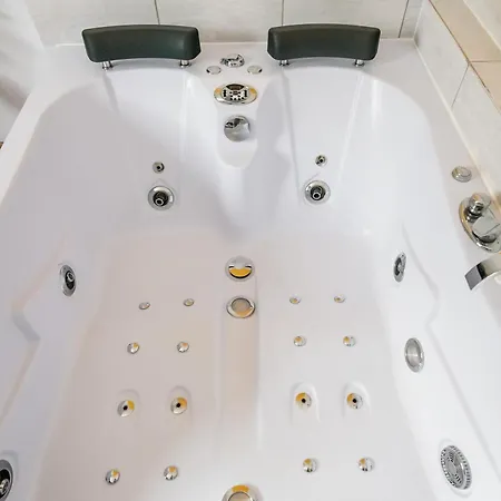 Jacuzzi Jm Wawelofts