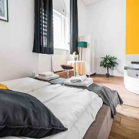 Jacuzzi Jm Wawelofts Lejlighed Kraków