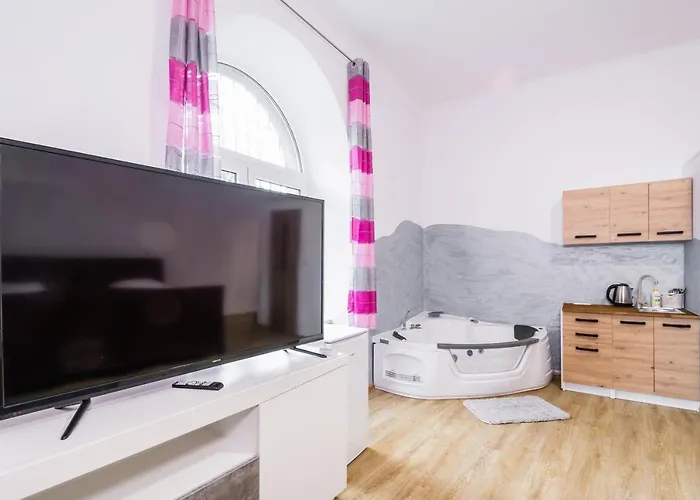 Jacuzzi Jm Wawelofts Lejlighed Kraków