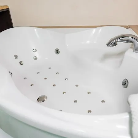 Jacuzzi Jm Wawelofts